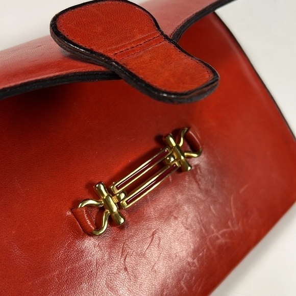 Griffon Red Leather Large Manicure Clutch Kit - Picture 6 of 7